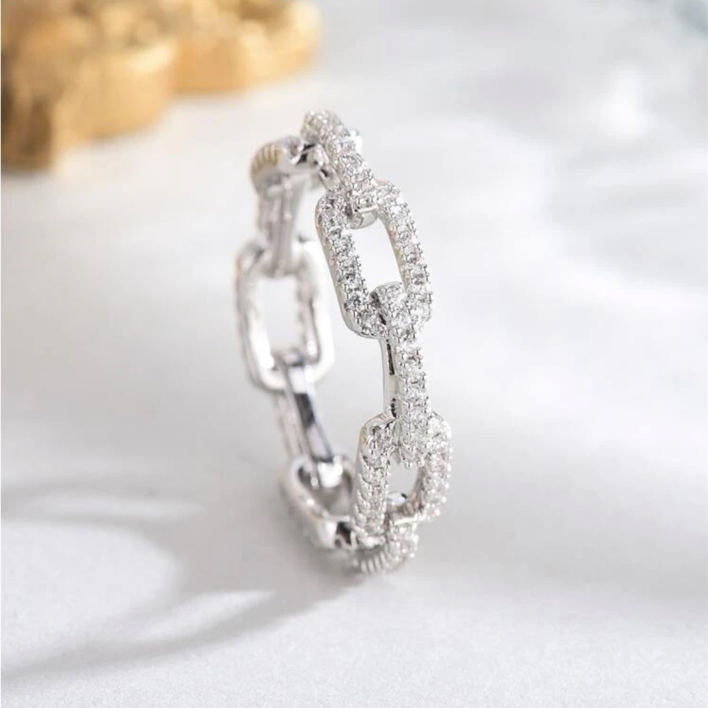 Silver Rhinestone Link Ring